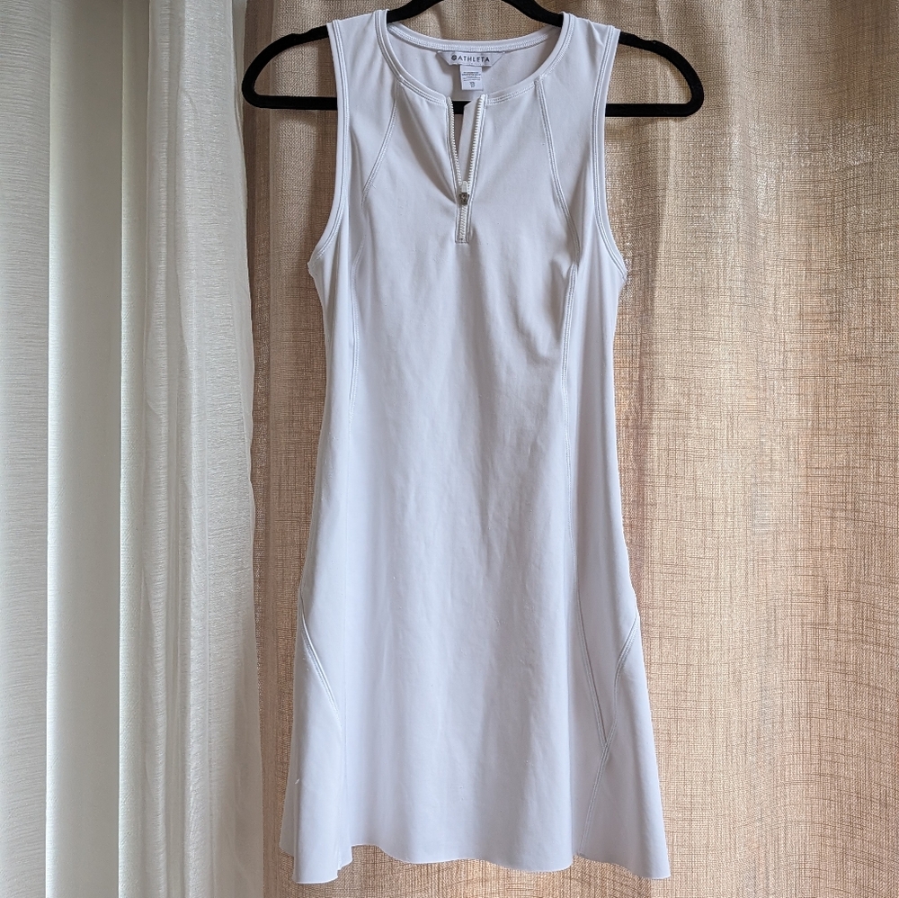 White Sleeveless Dress